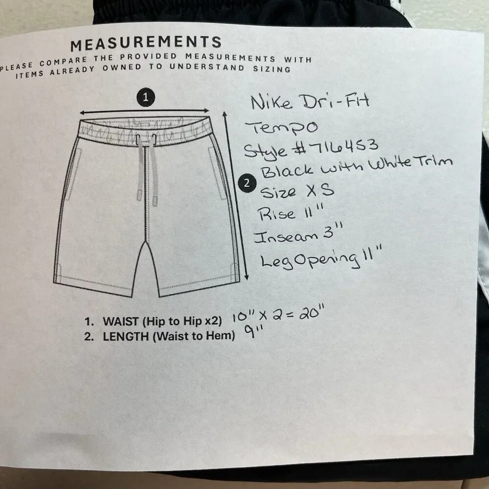 Nike Dri Fit Tempo Running Shorts Women’s Lined Black White 716453-010 XS